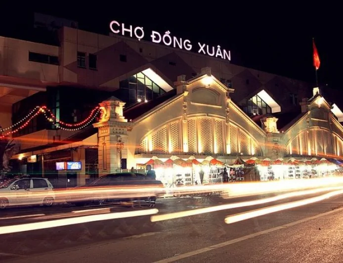 Dong Xuan Market: A Journey Through the Heart of Hanoi's Commerce